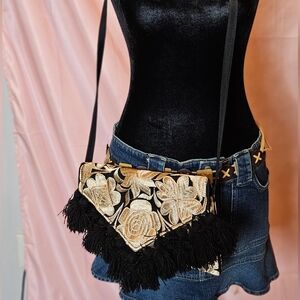 New ​Handmade Mexican Embroidered Floral Crossbody Bag – Black & Gold